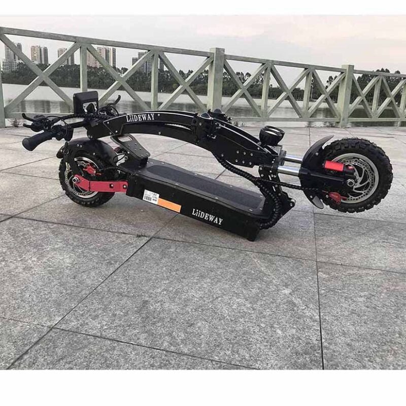 150 kg taşıma kapasiteli elektrikli scooter